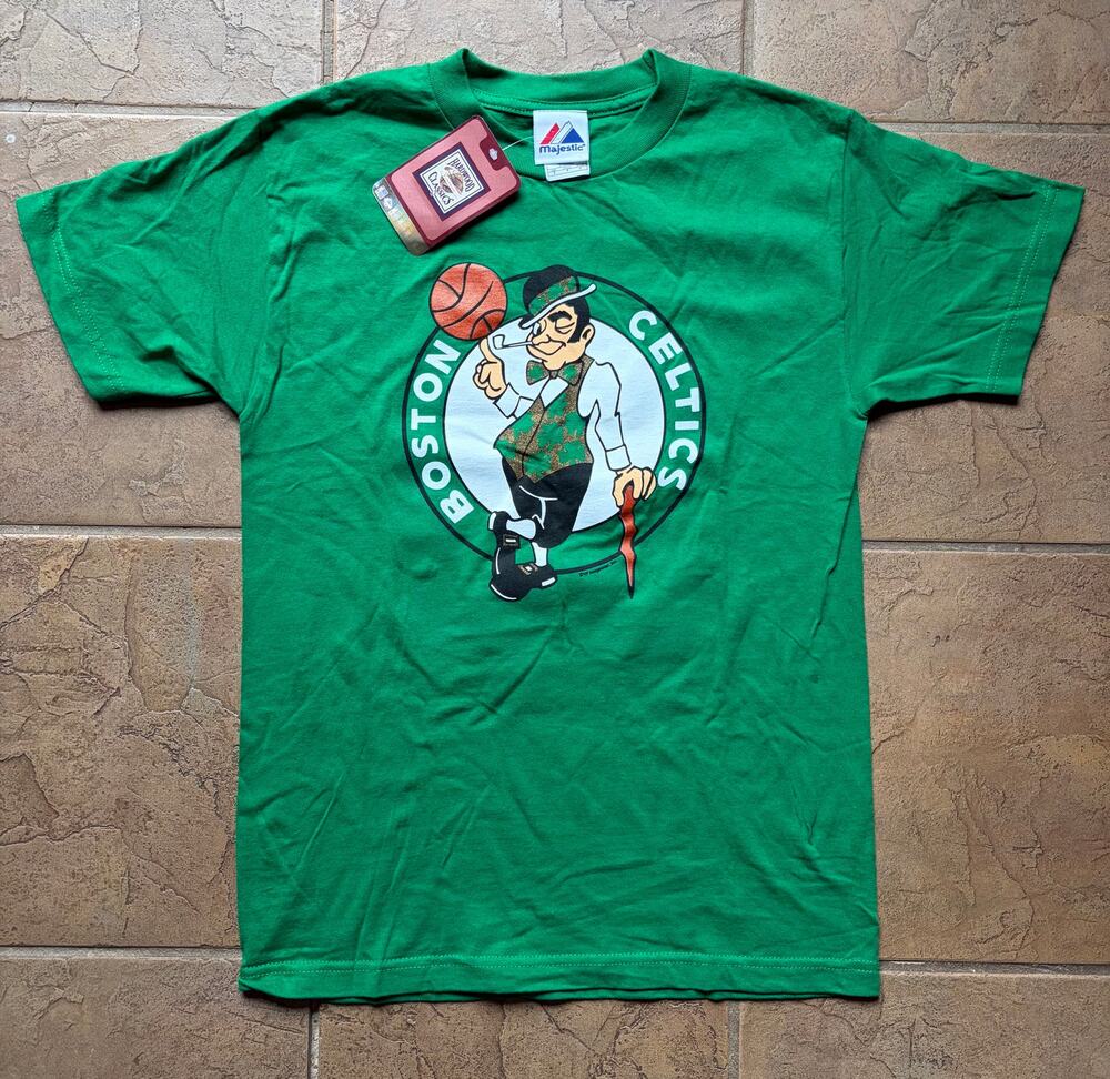 NWT Majestic Hardwood Classics Boston Celtics Larry Bird #33 T-Shirt Green Small